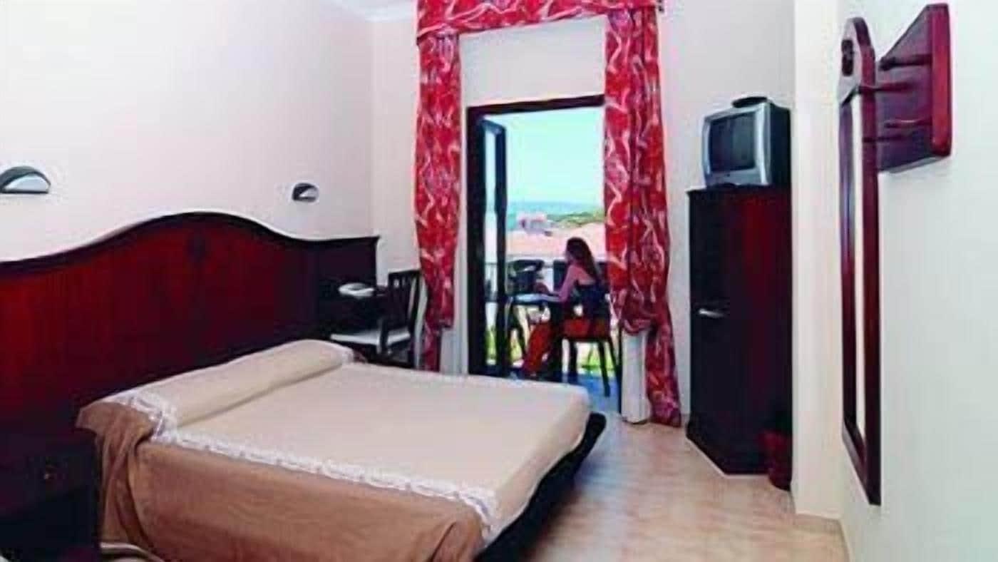 Hotel Stella Del Sud Калазетта Экстерьер фото